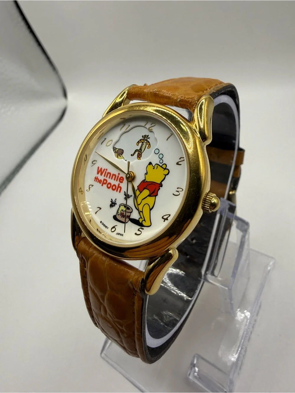 RARE Winnie & Honeypot Disney World Watch | Winnie Daydreaming